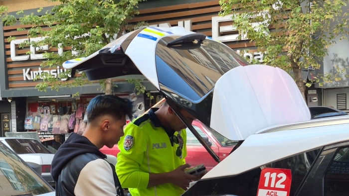 Kazadan sonra yumruk attı: Motosikletliye 180 bin TL ceza